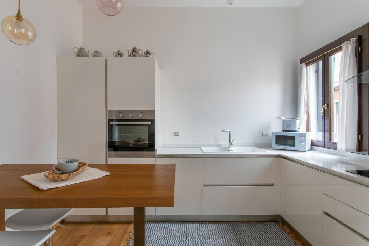 Residenza Pomponi Deluxe Lägenhet Venedig Exteriör bild
