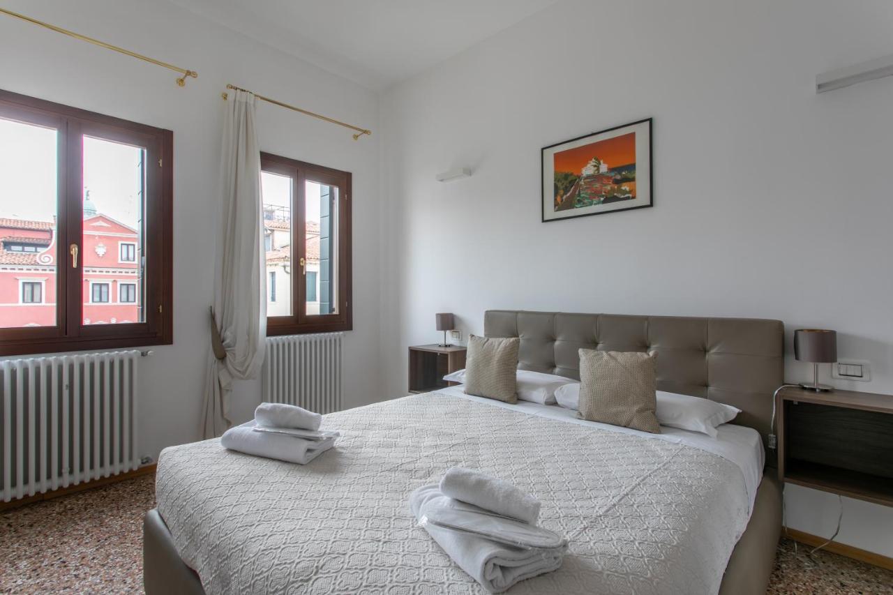 Residenza Pomponi Deluxe Lägenhet Venedig Exteriör bild