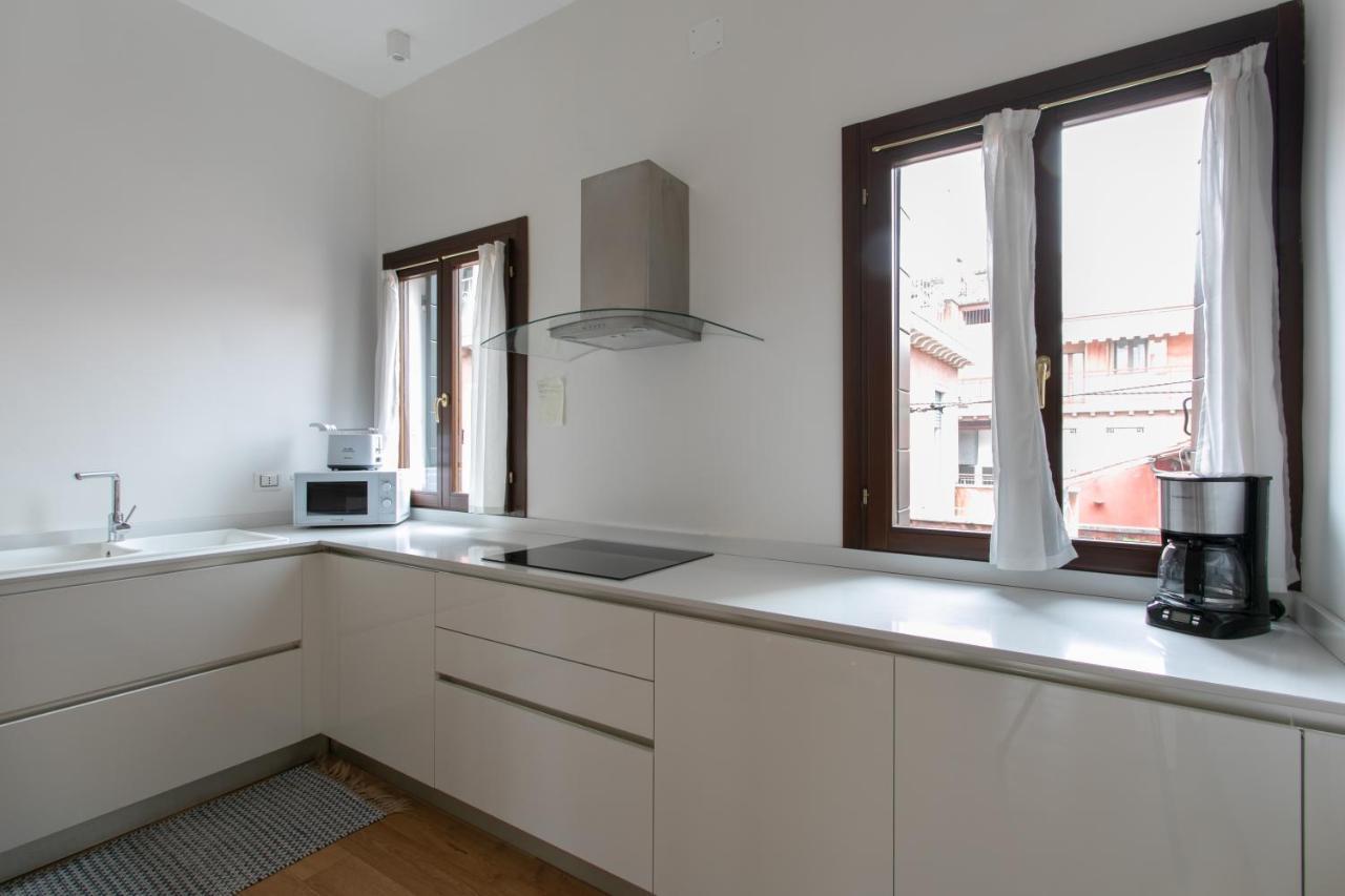 Residenza Pomponi Deluxe Lägenhet Venedig Exteriör bild