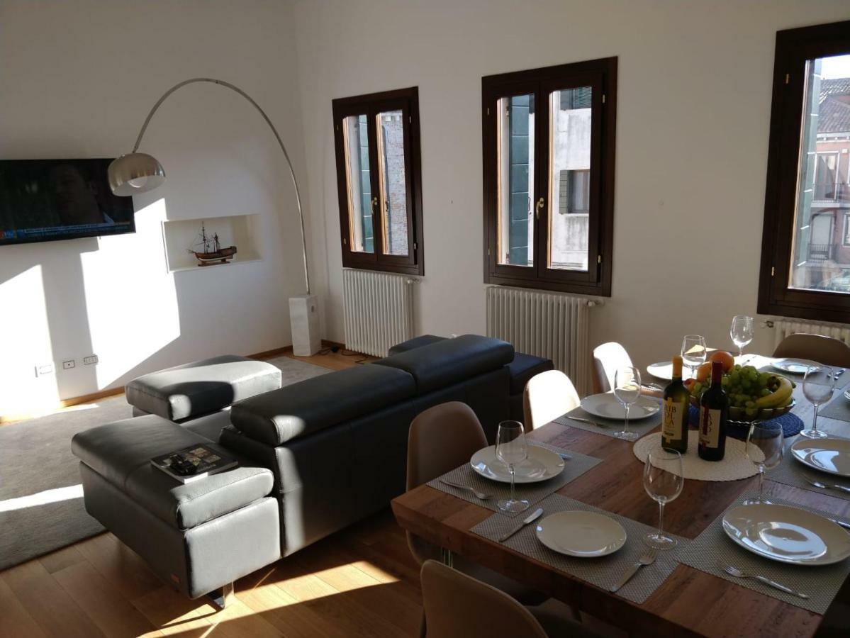 Residenza Pomponi Deluxe Lägenhet Venedig Exteriör bild