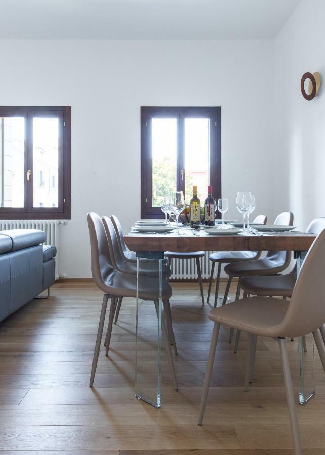 Residenza Pomponi Deluxe Lägenhet Venedig Exteriör bild