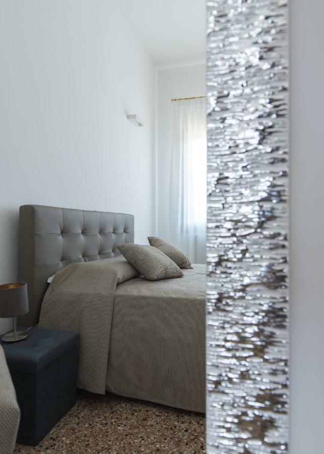 Residenza Pomponi Deluxe Lägenhet Venedig Exteriör bild
