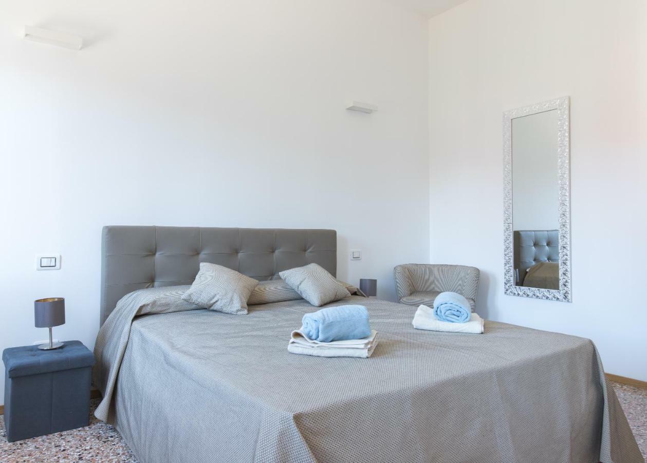 Residenza Pomponi Deluxe Lägenhet Venedig Exteriör bild