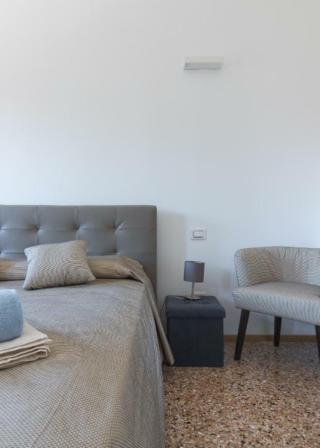 Residenza Pomponi Deluxe Lägenhet Venedig Exteriör bild