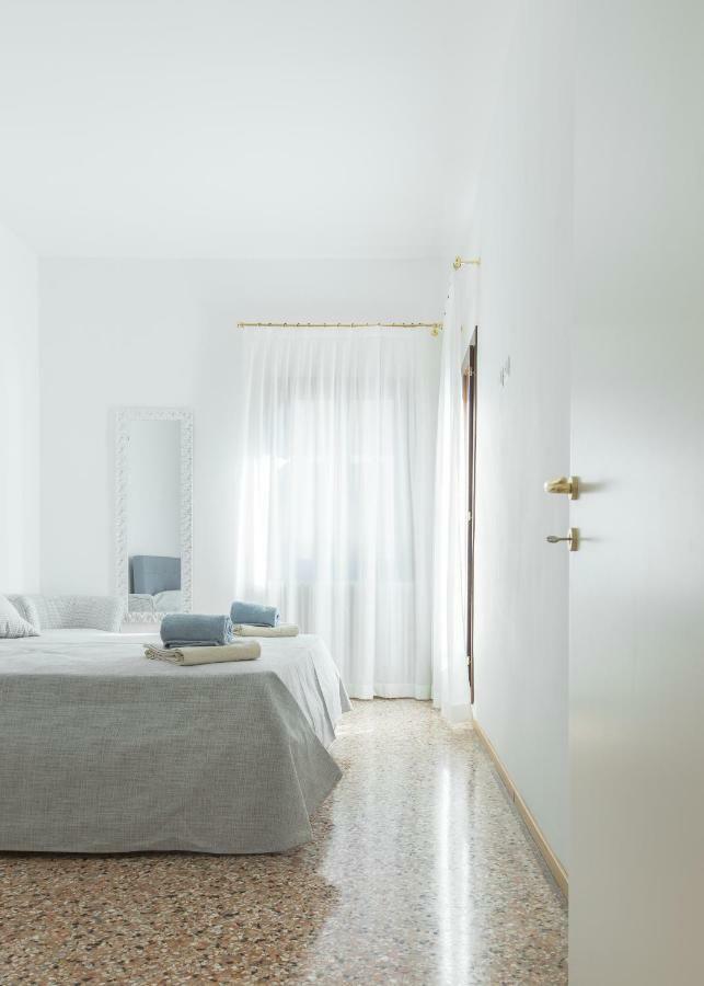 Residenza Pomponi Deluxe Lägenhet Venedig Exteriör bild