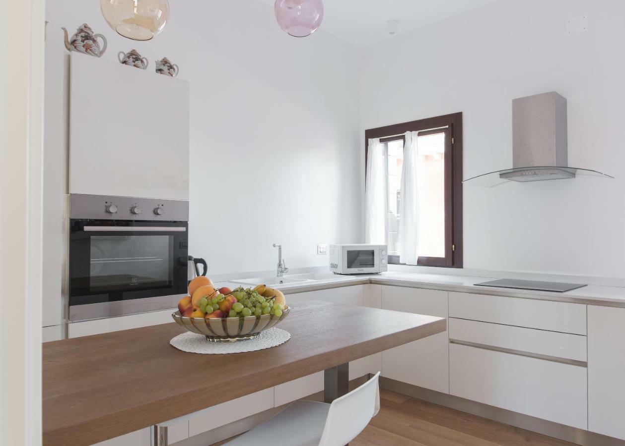 Residenza Pomponi Deluxe Lägenhet Venedig Exteriör bild